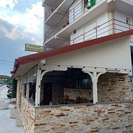 Hotel Monte Carlo Piteşti Dış mekan fotoğraf