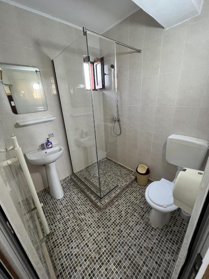 Hotel Monte Carlo Piteşti Dış mekan fotoğraf