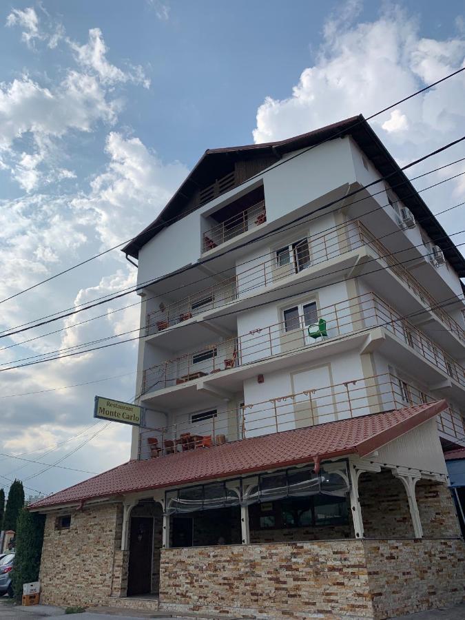 Hotel Monte Carlo Piteşti Dış mekan fotoğraf